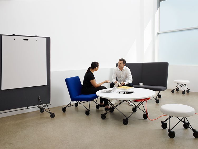 Keilhauer table chaise mobile